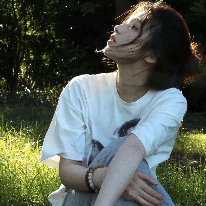 不中用的我仰望天空